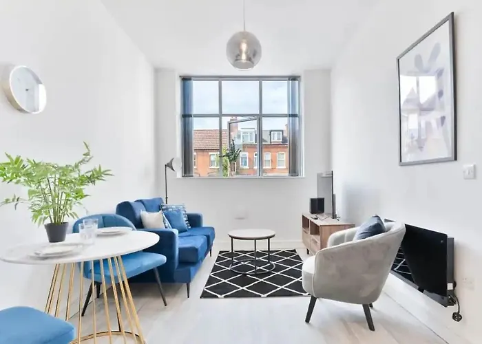 Pass The Keys Flat 1 - Spacious Modern 1 Bedroom Flat
