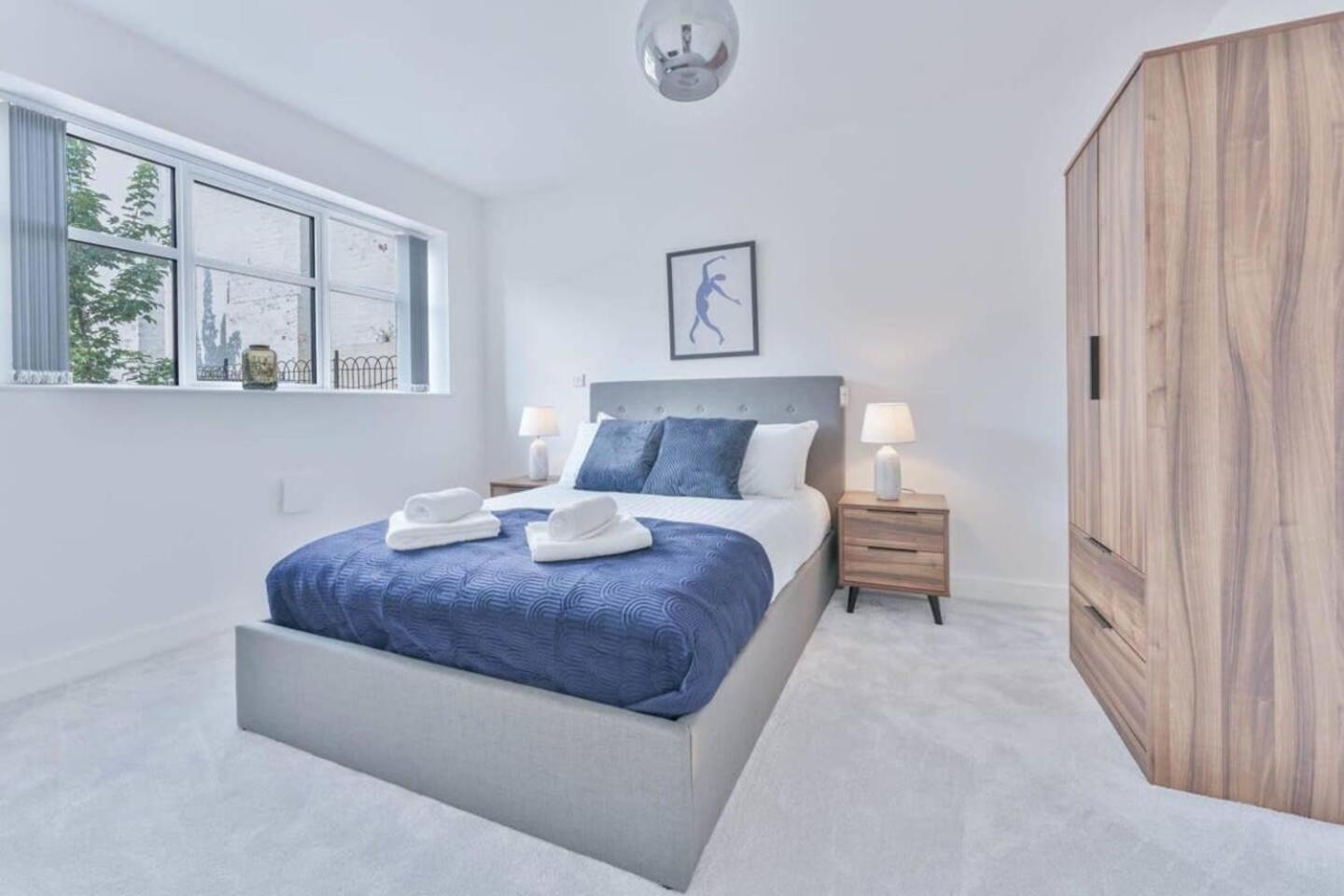 Pass The Keys Flat 1 - Spacious Modern 1 Bedroom Flat Apartment *