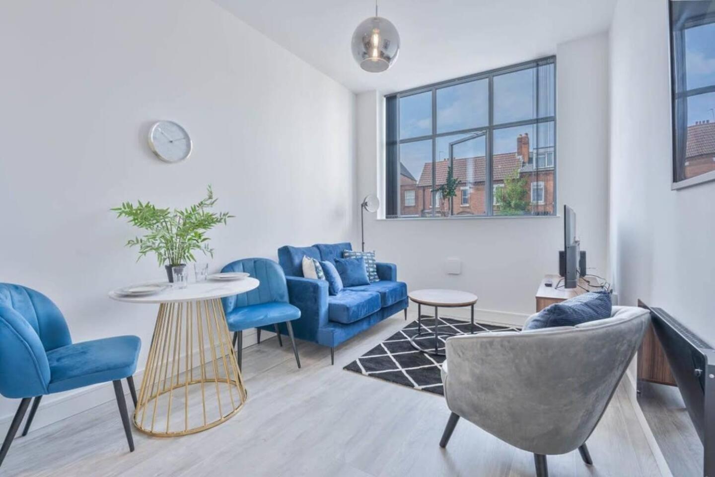 Apartment Pass The Keys Flat 1 - Spacious Modern 1 Bedroom Flat *